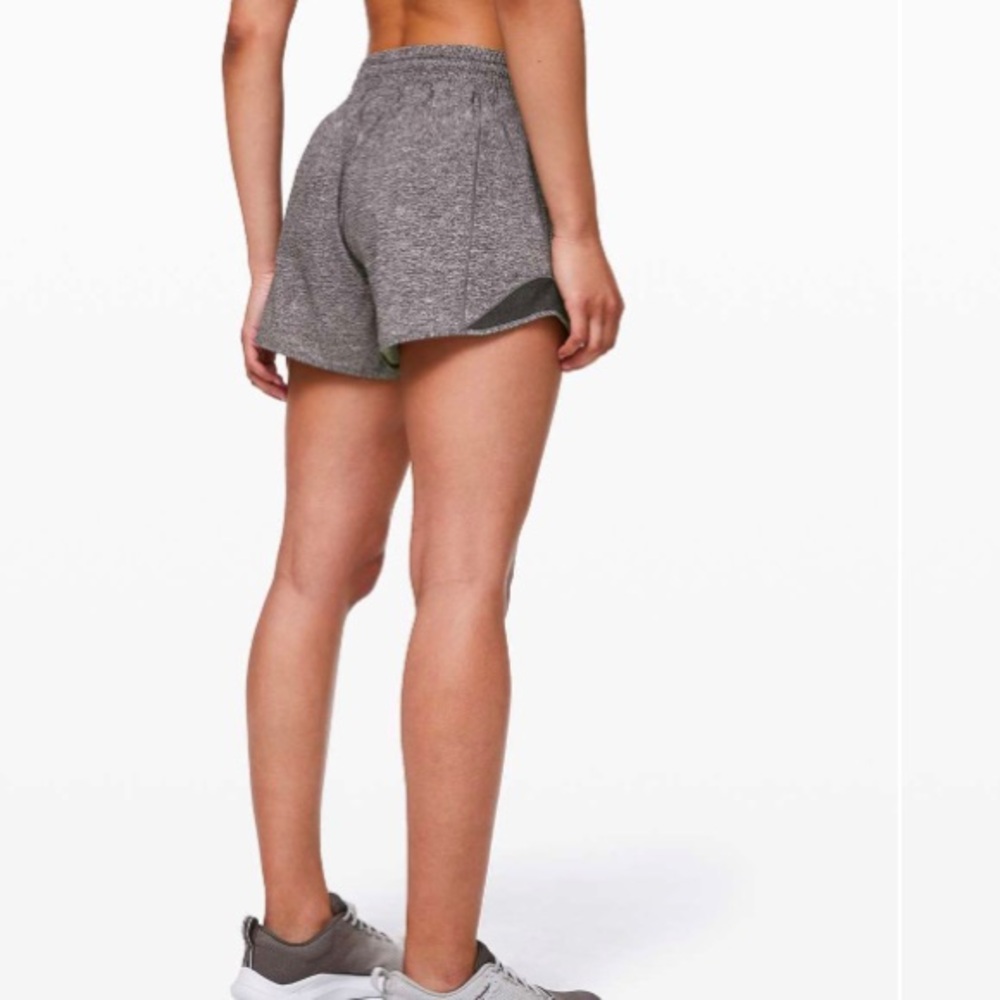 LULULEMON HOTTY HOT HIGH-RISE LINED SHORT